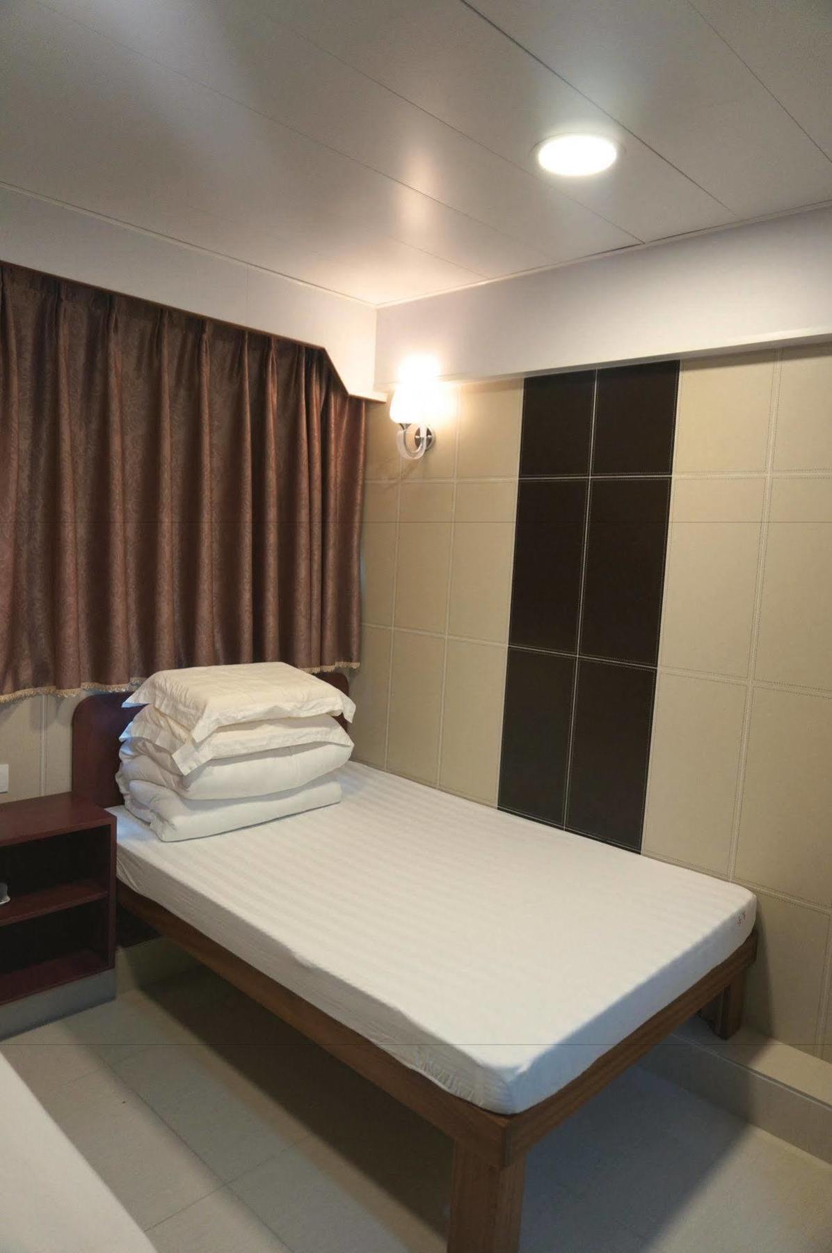 Prince Hotel Гонконг Екстер'єр фото